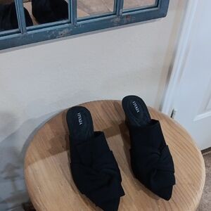 Vivaia Black Women's Mules with Bow Detail